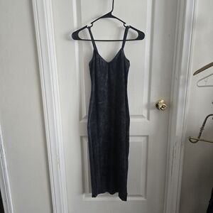 Lulu's Charcoal Midi Dress